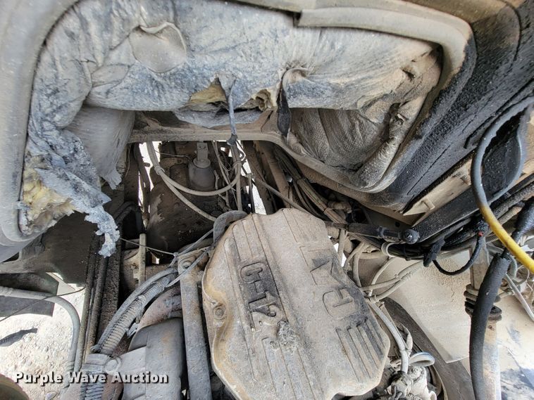 image for item KD9409 2000 Sterling LT9500  dump truck