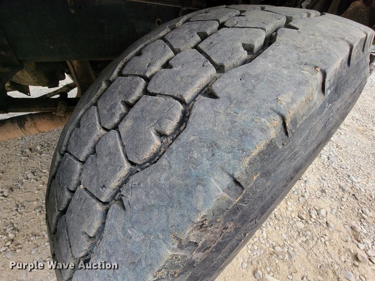 image for item KD9409 2000 Sterling LT9500  dump truck