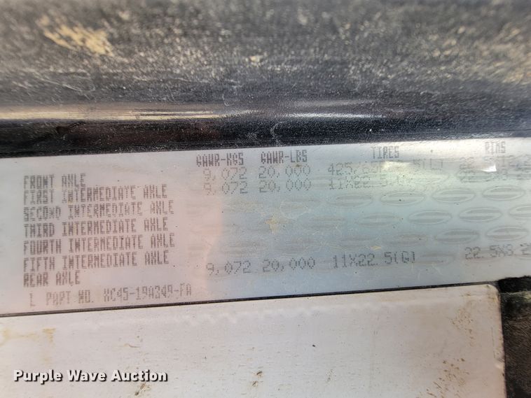 image for item KD9409 2000 Sterling LT9500  dump truck