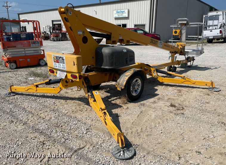 image for item KK9539 2013 Haulotte 3632T  boom lift
