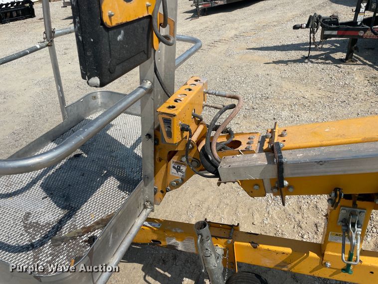 image for item KK9539 2013 Haulotte 3632T  boom lift