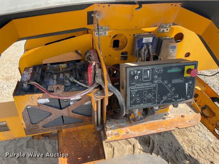 image for item KK9539 2013 Haulotte 3632T  boom lift