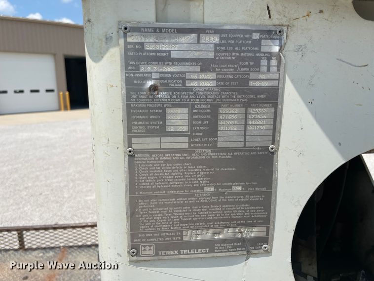 image for item KK9543 2009 International 4300  digger derrick truck