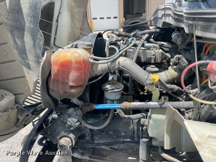 image for item KK9543 2009 International 4300  digger derrick truck