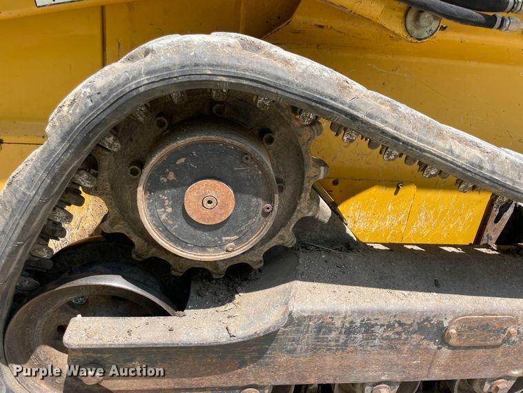 image for item KK9566 2007 John Deere CT322  tracked skid steer loader