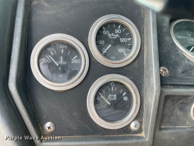 image for item KK9620 2003 Mack RD688S  dump truck