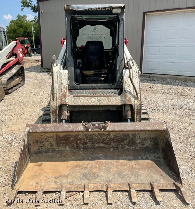 image for item KK9626 2004 Takeuchi TL140  tracked skid steer loader