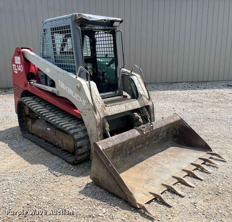 image for item KK9626 2004 Takeuchi TL140  tracked skid steer loader