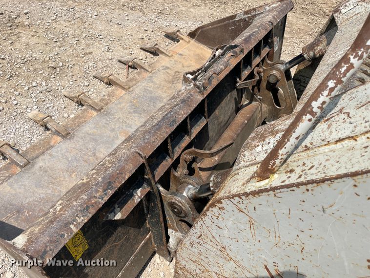 image for item KK9626 2004 Takeuchi TL140  tracked skid steer loader