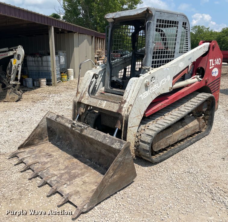 image for item KK9627 2004 Takeuchi TL140  tracked skid steer loader