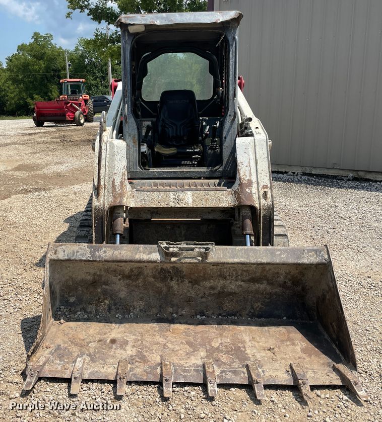 image for item KK9627 2004 Takeuchi TL140  tracked skid steer loader