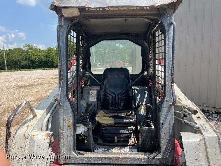 image for item KK9627 2004 Takeuchi TL140  tracked skid steer loader