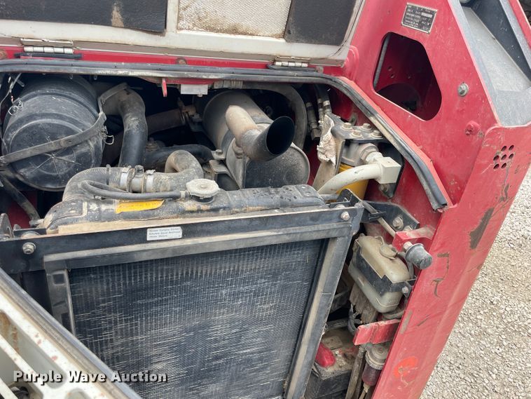 image for item KK9627 2004 Takeuchi TL140  tracked skid steer loader