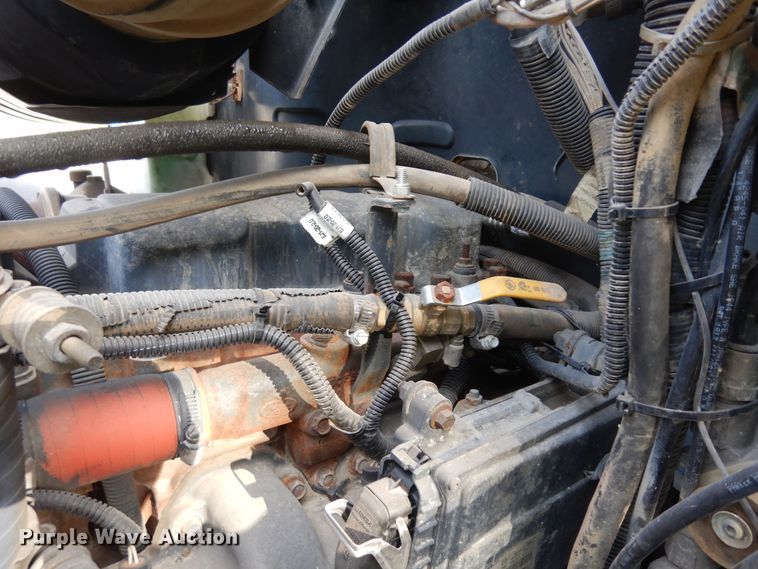 image for item KU9360 2004 Mack Granite  dump truck