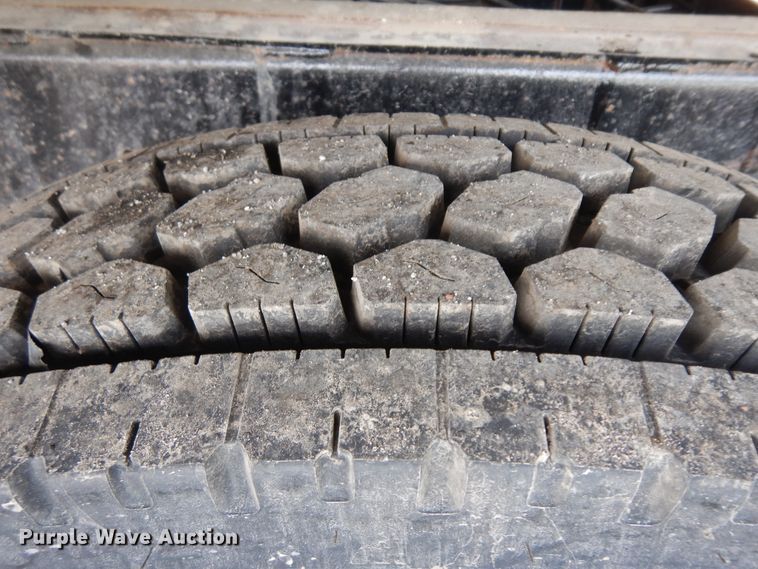 image for item KU9360 2004 Mack Granite  dump truck