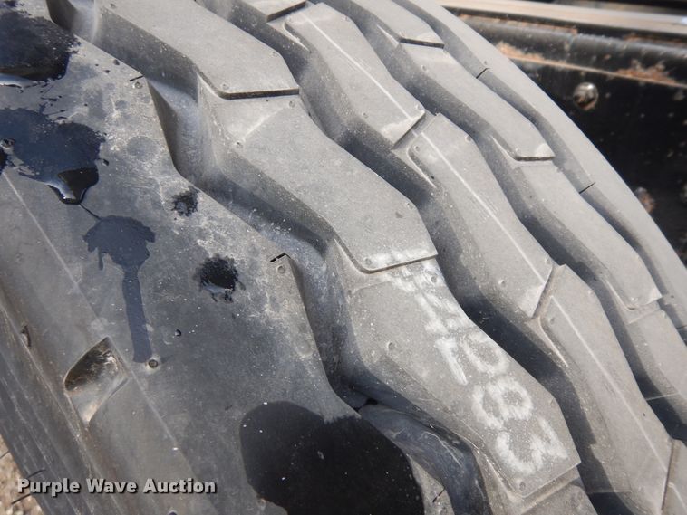 image for item KU9360 2004 Mack Granite  dump truck