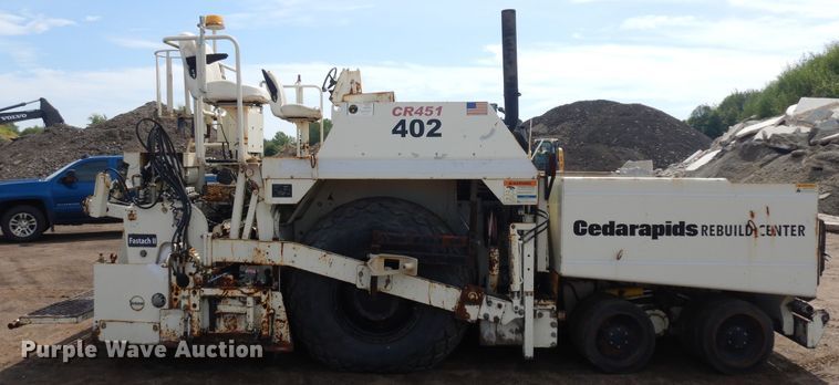 image for item KU9362 Cedarapids CR451  paver