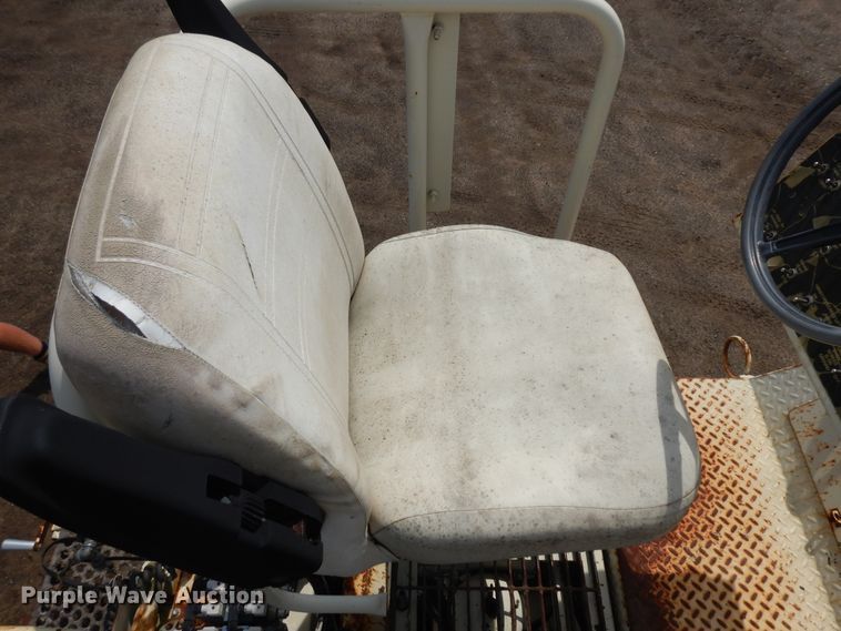 image for item KU9362 Cedarapids CR451  paver