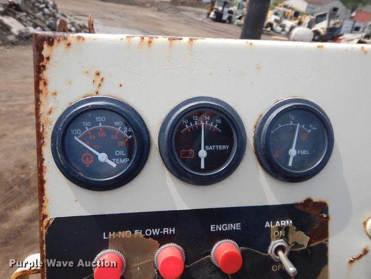 image for item KU9362 Cedarapids CR451  paver