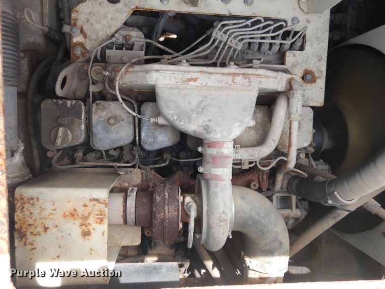 image for item KU9362 Cedarapids CR451  paver