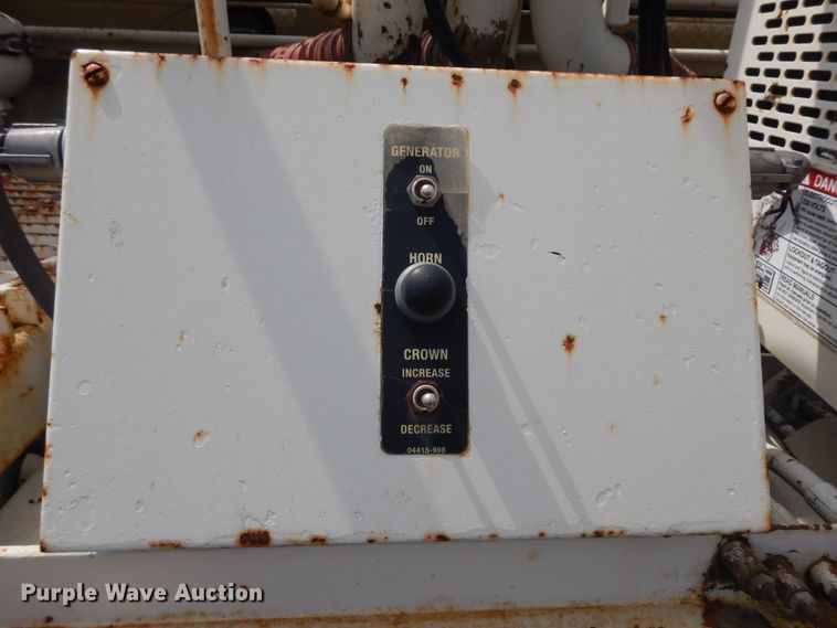 image for item KU9362 Cedarapids CR451  paver