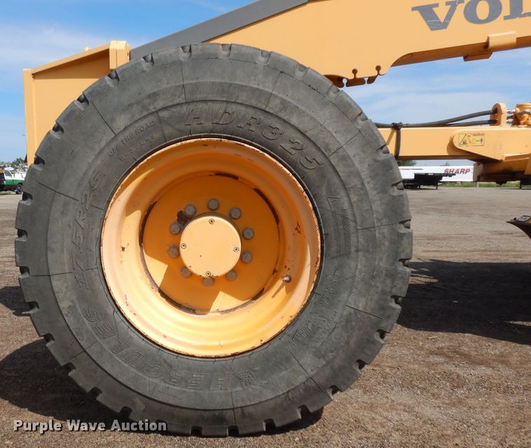 image for item KU9363 2008 Volvo G930  motor grader