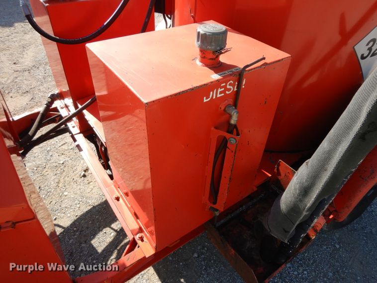 image for item KU9388 2010 Crafco SS125  melter/applicator