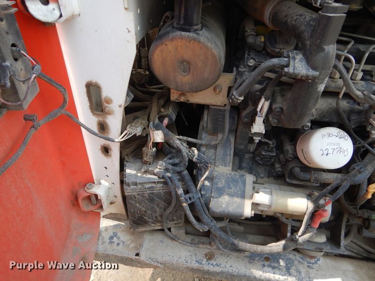 image for item KV9225 2015 Bobcat S590  skid steer loader