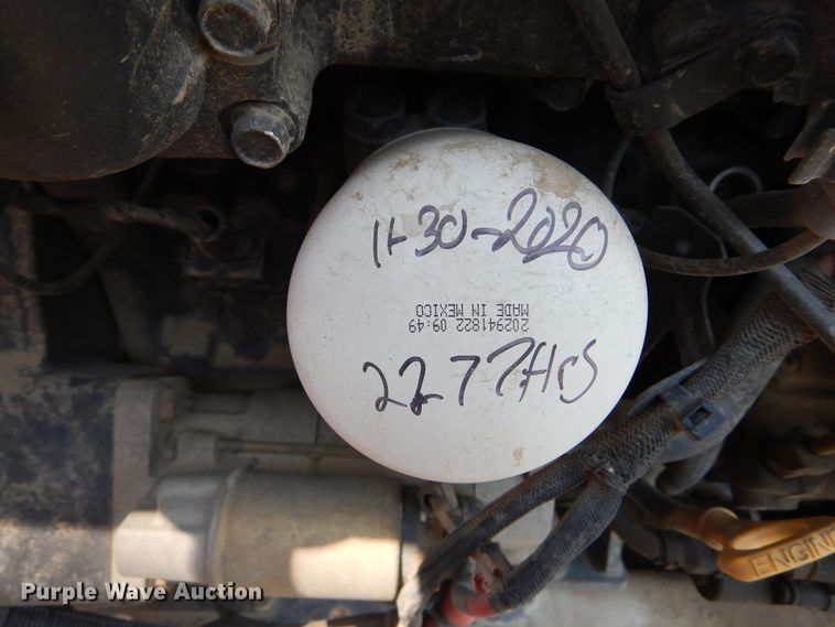 image for item KV9225 2015 Bobcat S590  skid steer loader