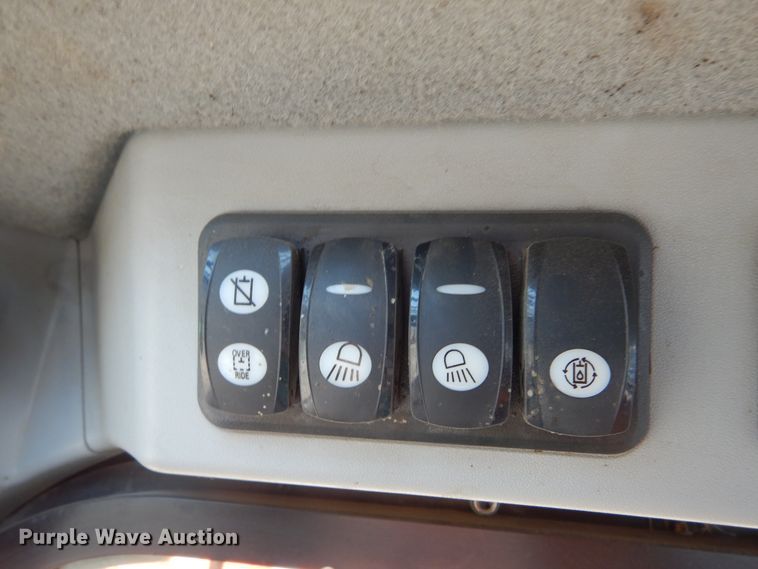 image for item KV9228 2015 Caterpillar 289D  tracked skid steer loader