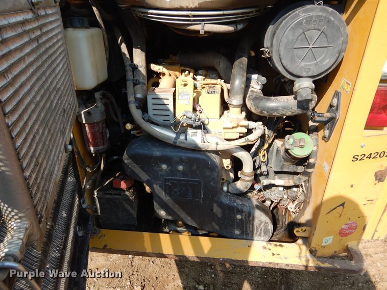 image for item KV9228 2015 Caterpillar 289D  tracked skid steer loader