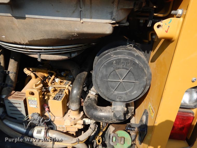 image for item KV9228 2015 Caterpillar 289D  tracked skid steer loader