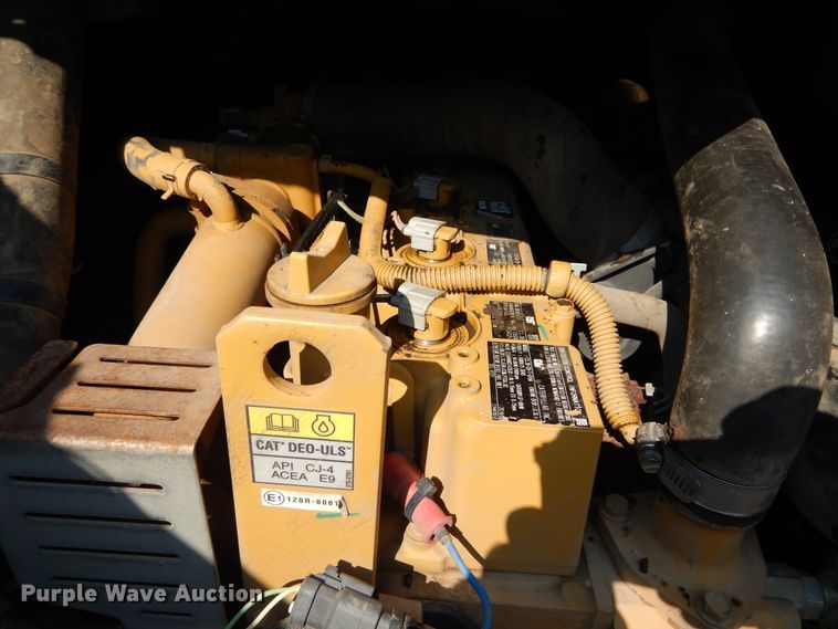 image for item KV9228 2015 Caterpillar 289D  tracked skid steer loader