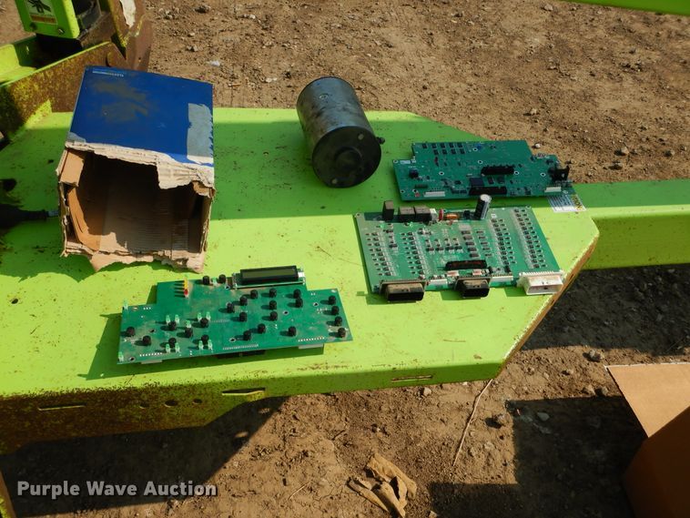 image for item KV9230 2011 Haulotte 5533A  boom lift