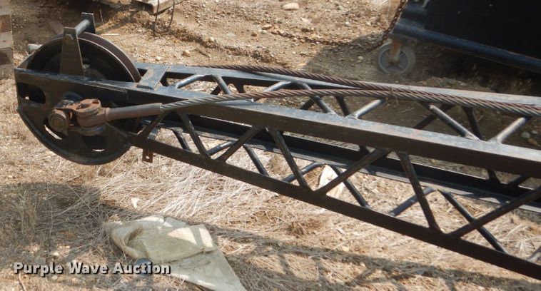 image for item KV9232 American 4260  crawler crane