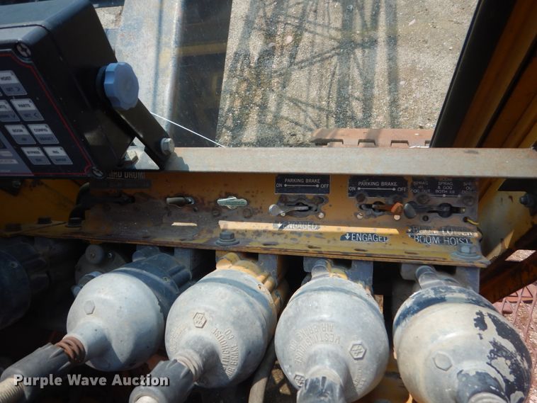 image for item KV9232 American 4260  crawler crane