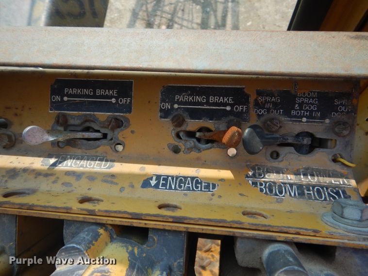 image for item KV9232 American 4260  crawler crane