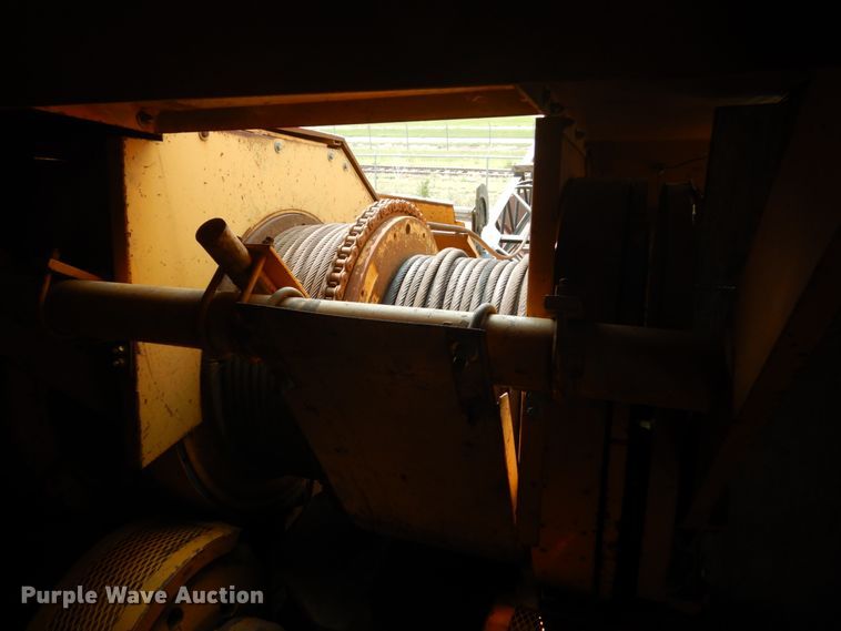 image for item KV9232 American 4260  crawler crane