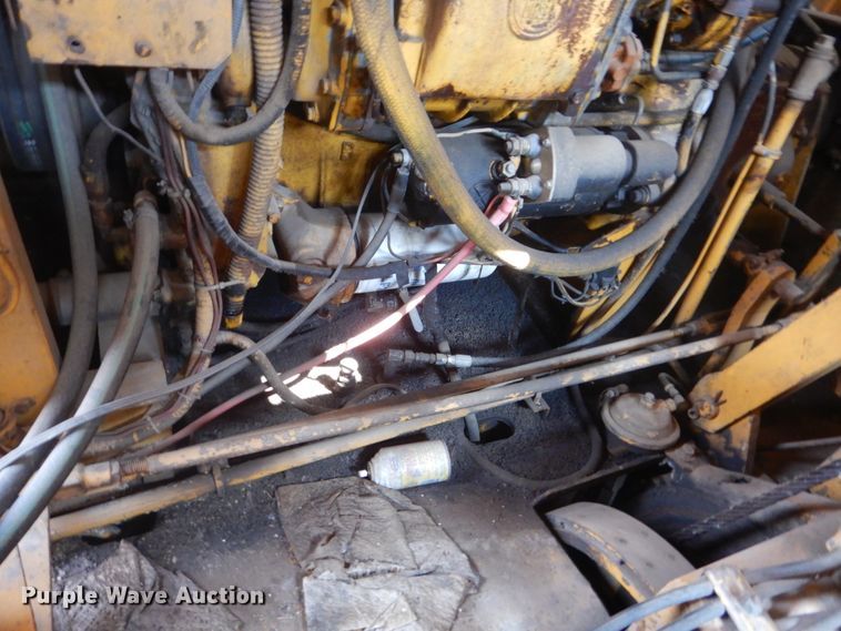 image for item KV9232 American 4260  crawler crane