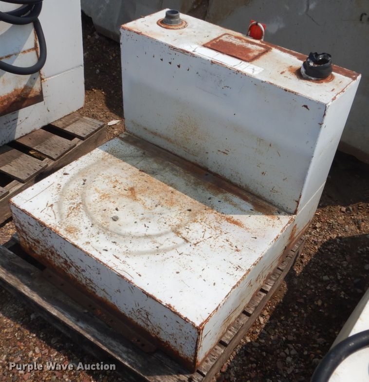 image for item KV9235 (6) tanks