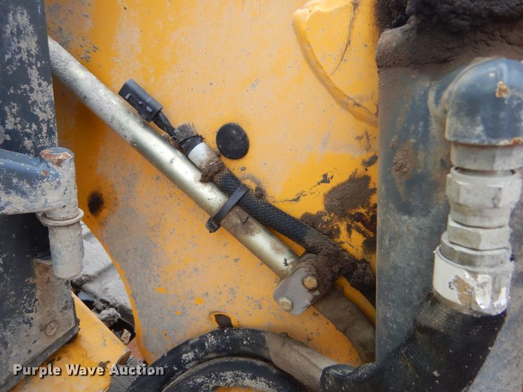 image for item KV9240 Gehl RT250  tracked skid steer loader