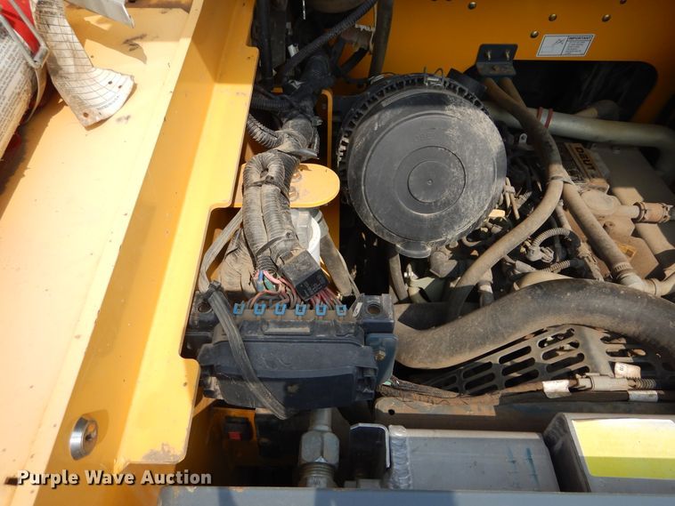 image for item KV9240 Gehl RT250  tracked skid steer loader