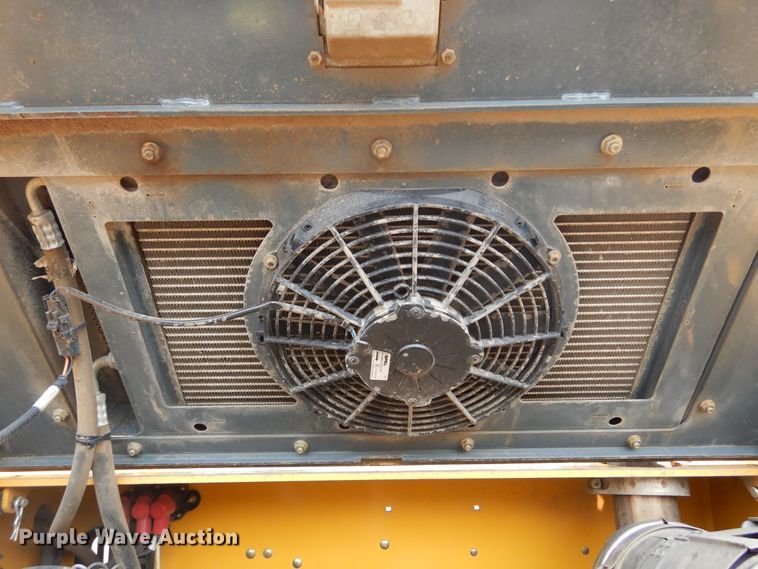 image for item KV9240 Gehl RT250  tracked skid steer loader