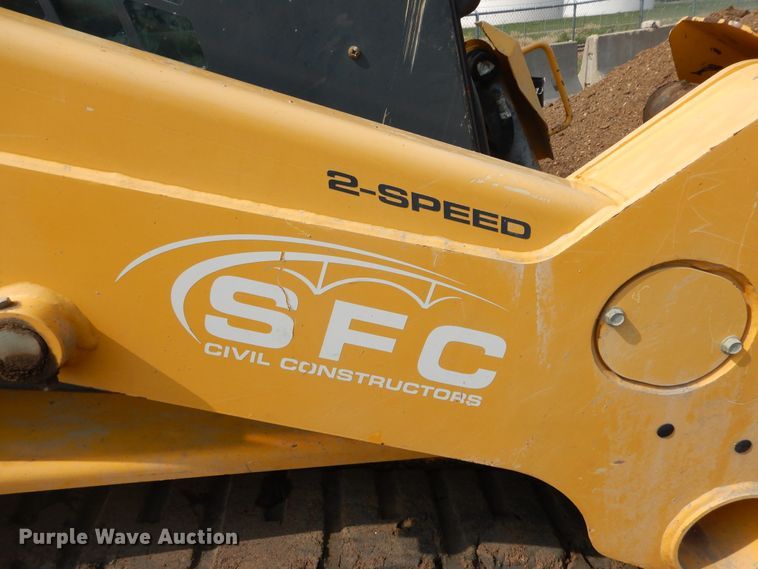 image for item KV9240 Gehl RT250  tracked skid steer loader