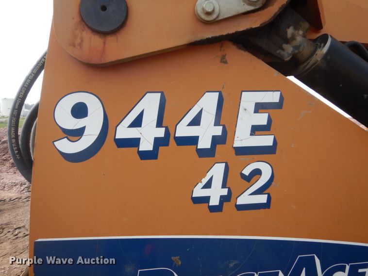image for item KV9243 Lull 944E  telehandler