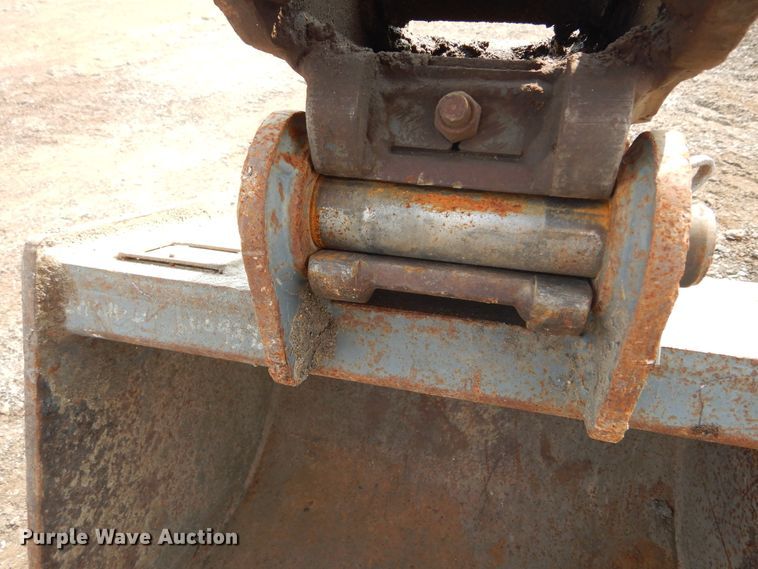 image for item KV9244 2002 Gehl GE373  mini excavator