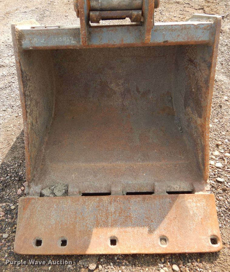 image for item KV9244 2002 Gehl GE373  mini excavator