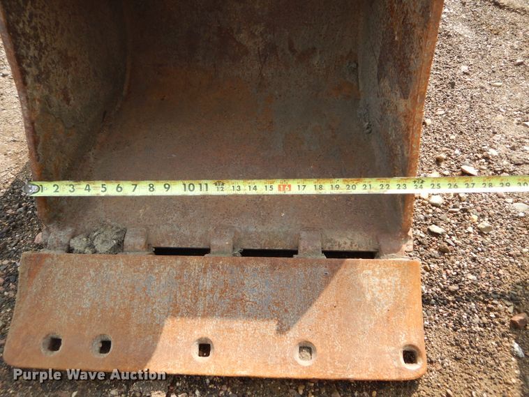 image for item KV9244 2002 Gehl GE373  mini excavator