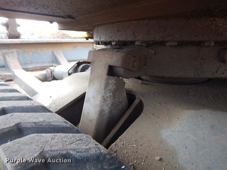 image for item KV9244 2002 Gehl GE373  mini excavator