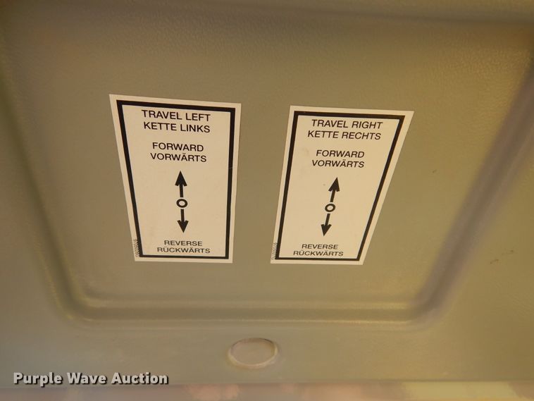 image for item KV9244 2002 Gehl GE373  mini excavator